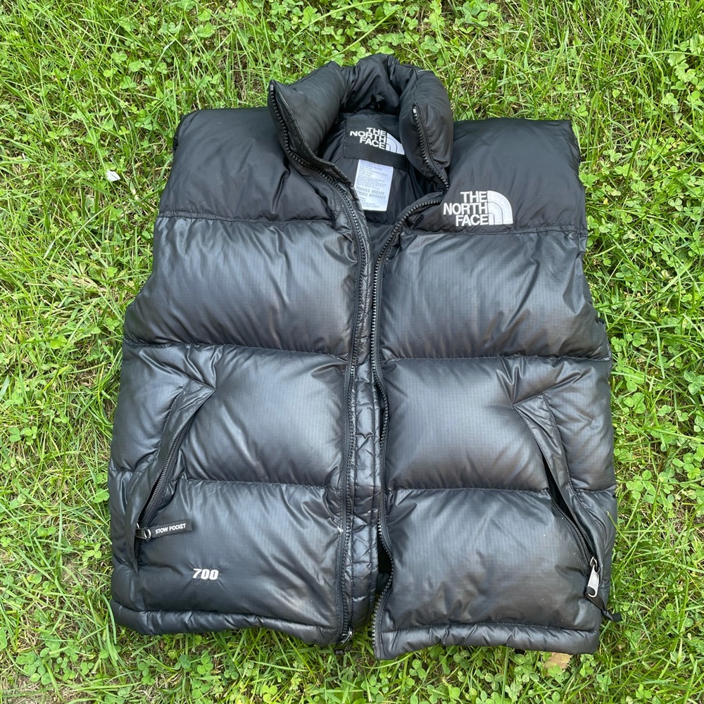North face black 700 puffer vest